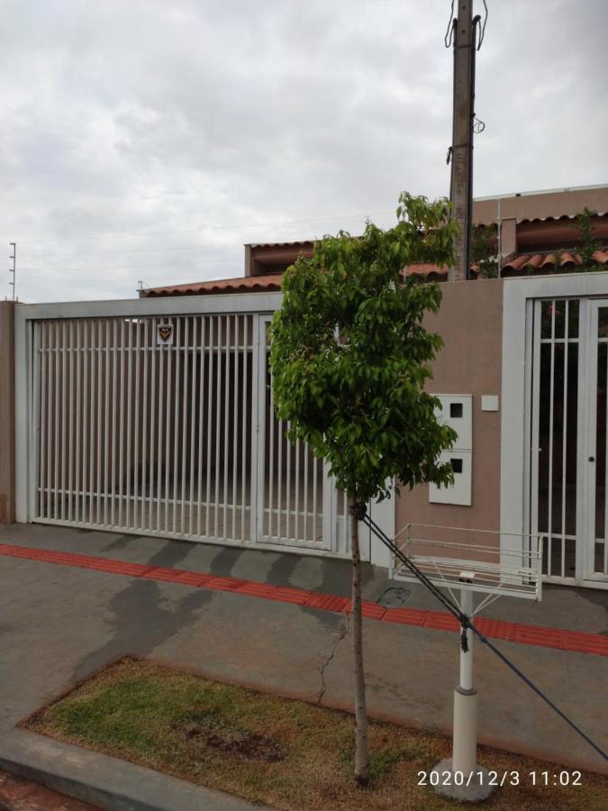 Casa Aconchegante Perto Da Uel Villa Лондрина Екстериор снимка
