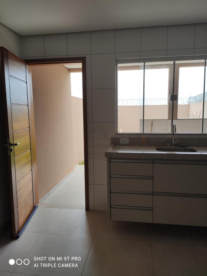 Casa Aconchegante Perto Da Uel Villa Лондрина Екстериор снимка